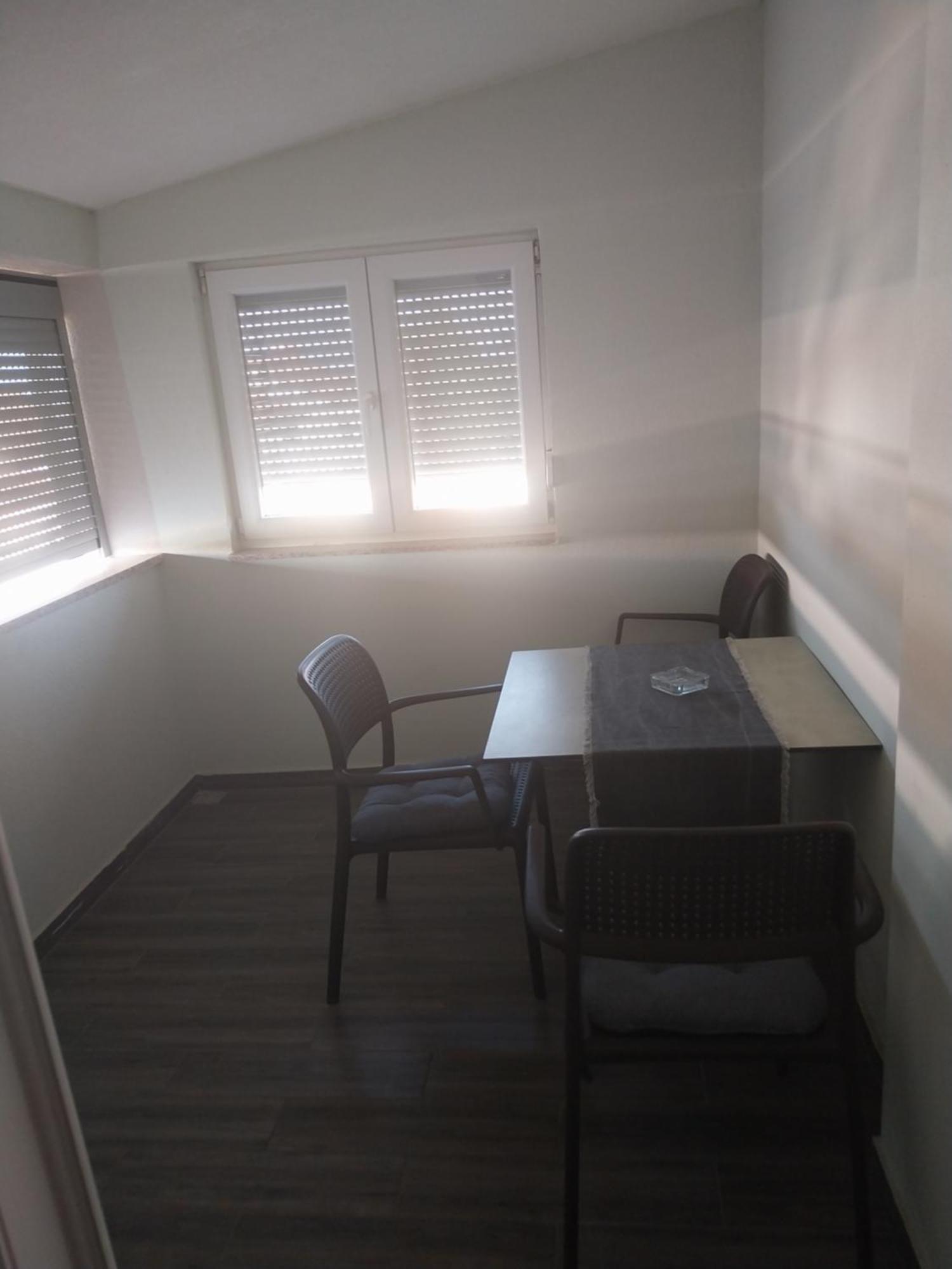 Aryan 1 Apartment
